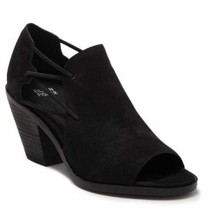 $199 EILEEN FISHER | Nikki Peep Toe Block Heel Sandal Size 7.5 in Black Leather